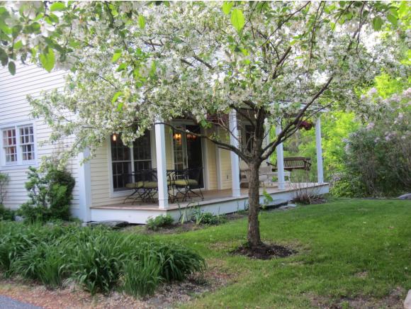 370 Charles Road Williston, VT 05495 - Photo 2 of 36