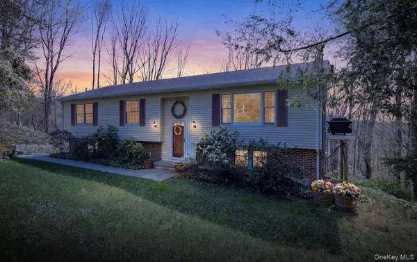 $779,000 | 8 Debbie Lane, Cross River, NY 10518