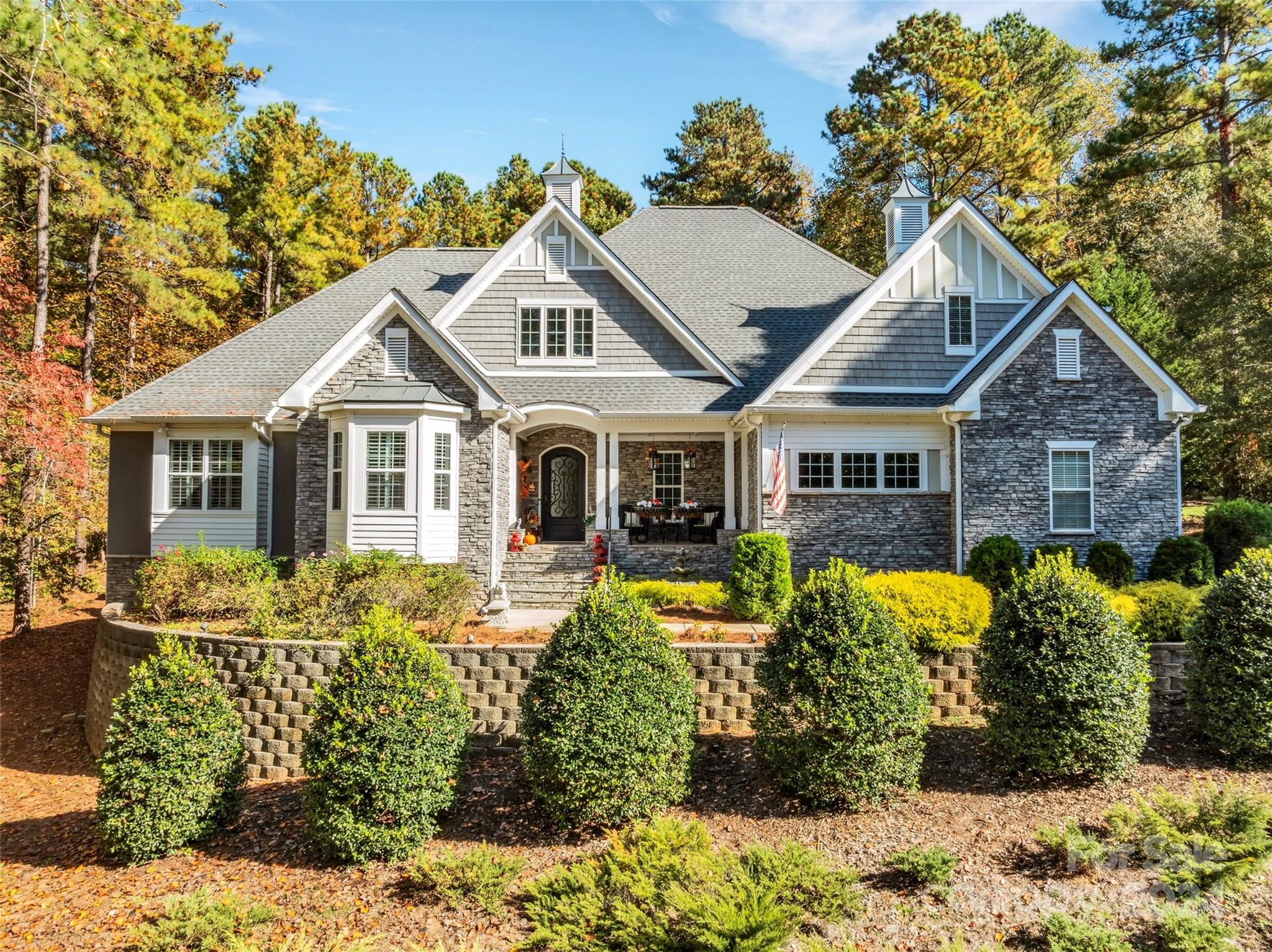 4628 River Oaks Road Clover, SC 29710 - Photo 2 of 38