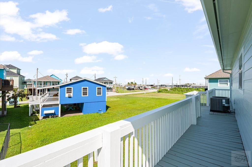 981 South Gateway Road Crystal Beach, TX 77650 - Photo 32 of 36