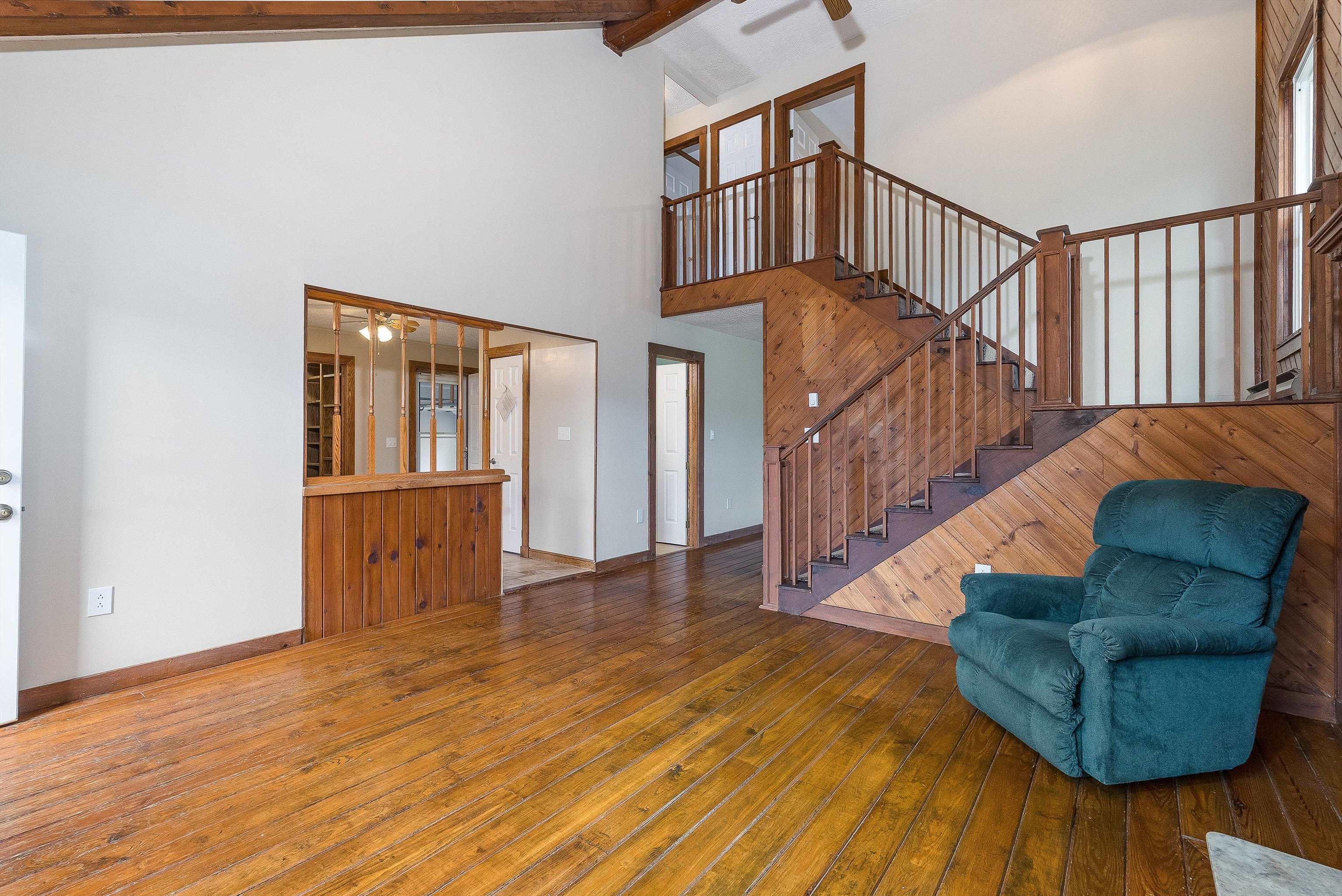 598 Broadhead School Road Greenville, VA 24440 - Photo 22 of 55 a view of an entryway with wooden floor