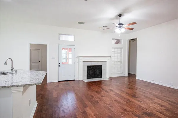 $2,850 | 1029 Janus Drive, Carrollton, TX 75007