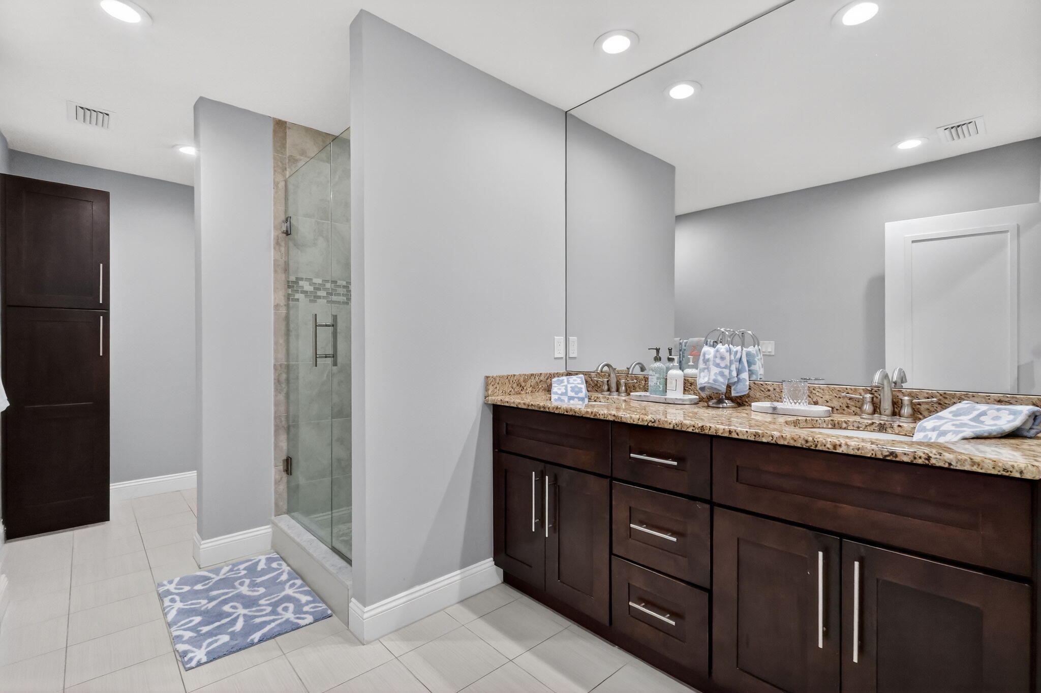 1100 Surf Road, Unit 201 Singer Island, FL 33404 - Photo 41 of 63 Master Bath