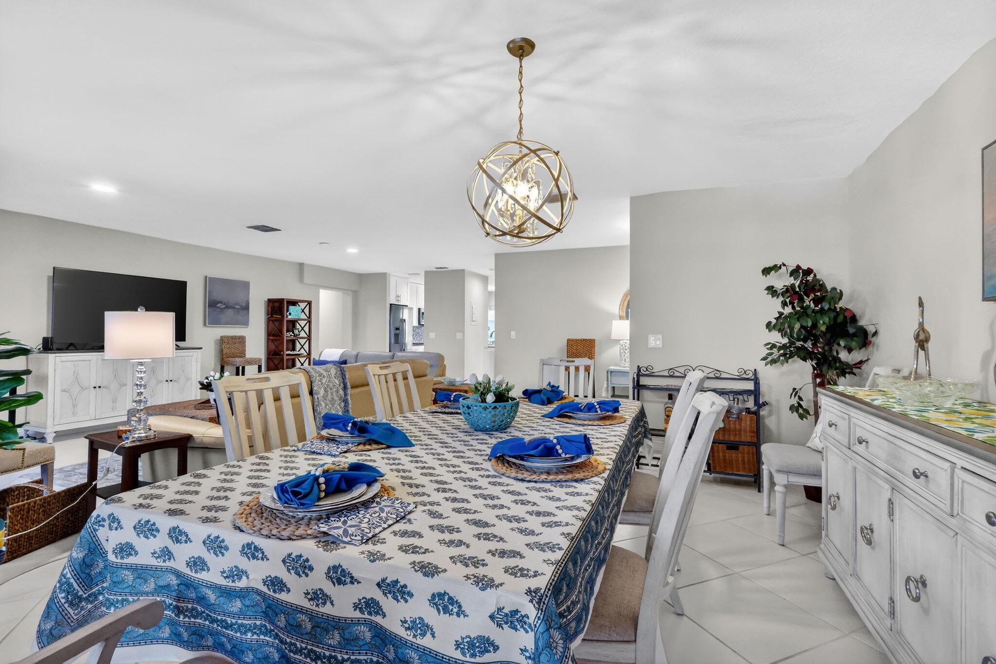 1100 Surf Road, Unit 201 Singer Island, FL 33404 - Photo 10 of 63 Dining Area