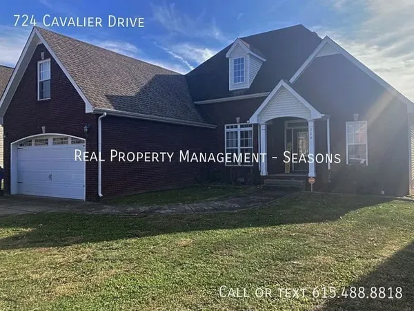 $1,900 | 724 Cavalier Drive, Clarksville, TN 37040