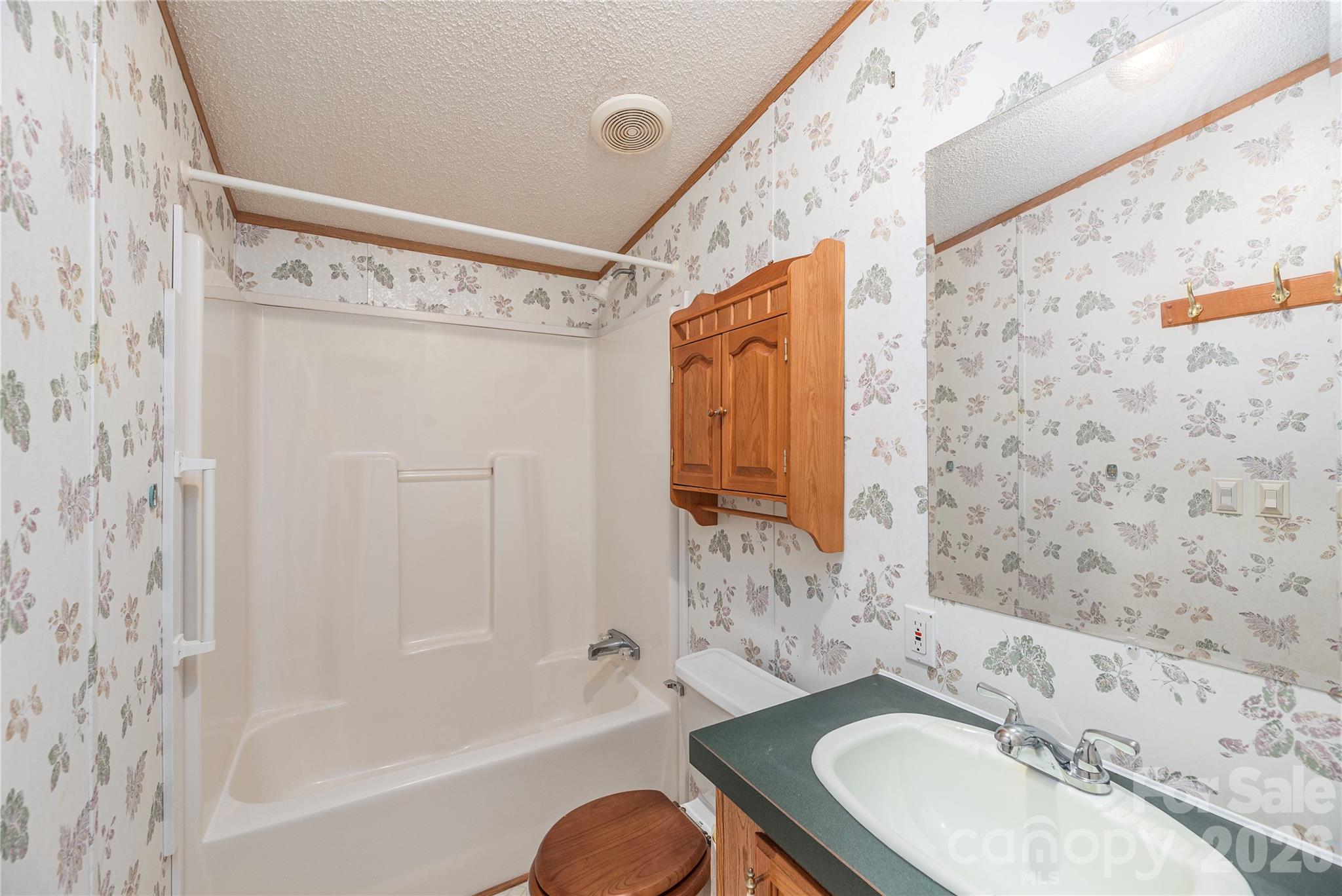992 Brickyard Road Horse Shoe, NC 28742 - Photo 14 of 27