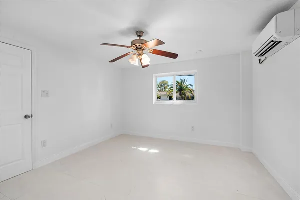 $1,200,000 | 2233 Northeast 30th Court, Lighthouse Point, FL 33064