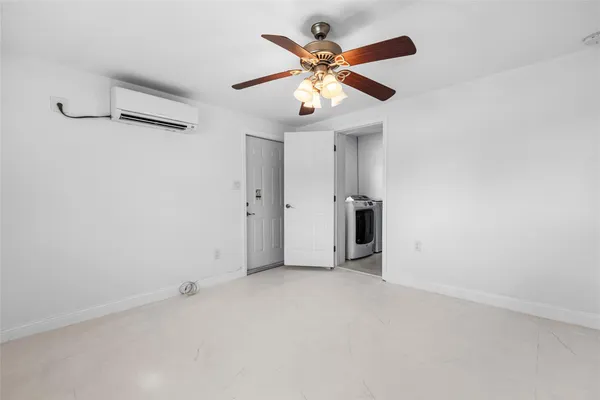 $1,200,000 | 2233 Northeast 30th Court, Lighthouse Point, FL 33064