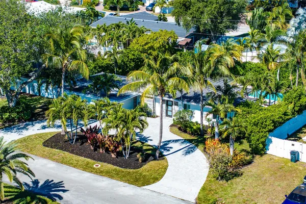 $1,200,000 | 2233 Northeast 30th Court, Lighthouse Point, FL 33064