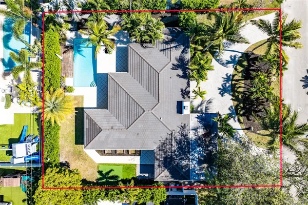 $1,200,000 | 2233 Northeast 30th Court, Lighthouse Point, FL 33064