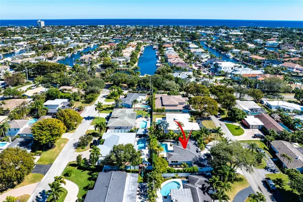 $1,200,000 | 2233 Northeast 30th Court, Lighthouse Point, FL 33064