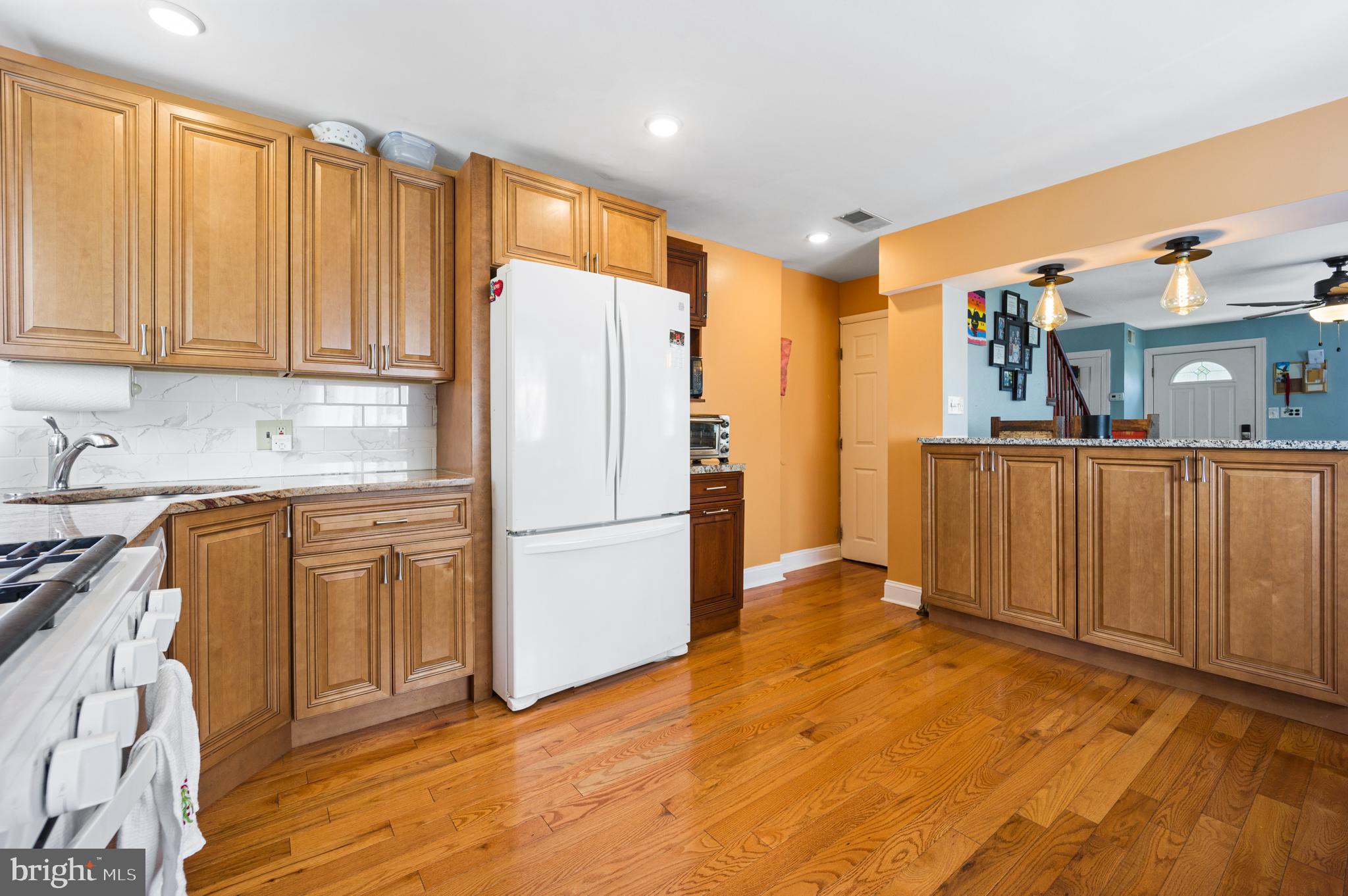 910 Grant Road Folcroft, PA 19032 - Photo 11 of 35