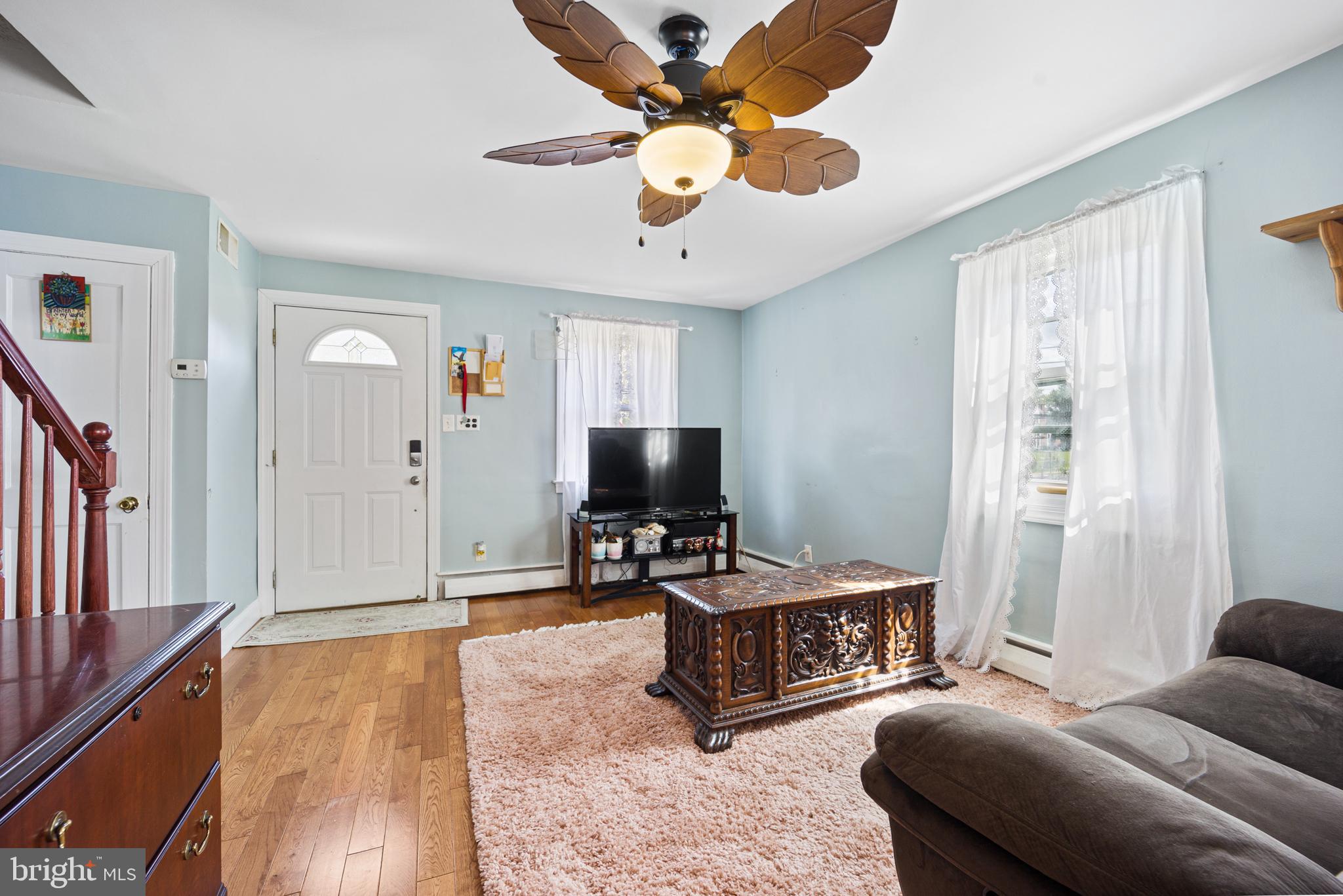 910 Grant Road Folcroft, PA 19032 - Photo 8 of 35