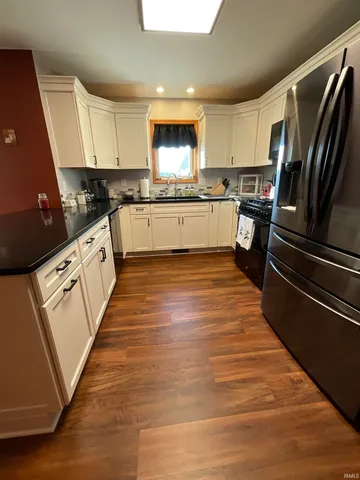 $415,000 | 9034 North 200 West, Markle, IN 46770