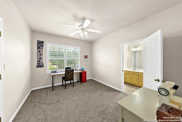 $785,000 | 100 Glen Lakes Court West, Ingram, TX 78025