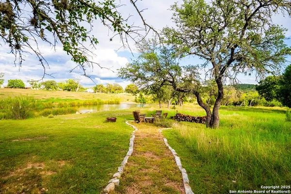 a view of outdoor space