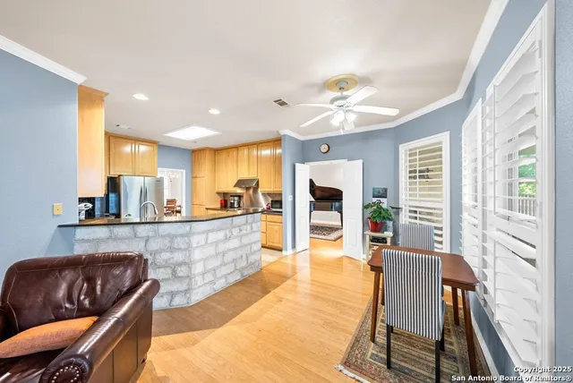 $785,000 | 100 Glen Lakes Court West, Ingram, TX 78025