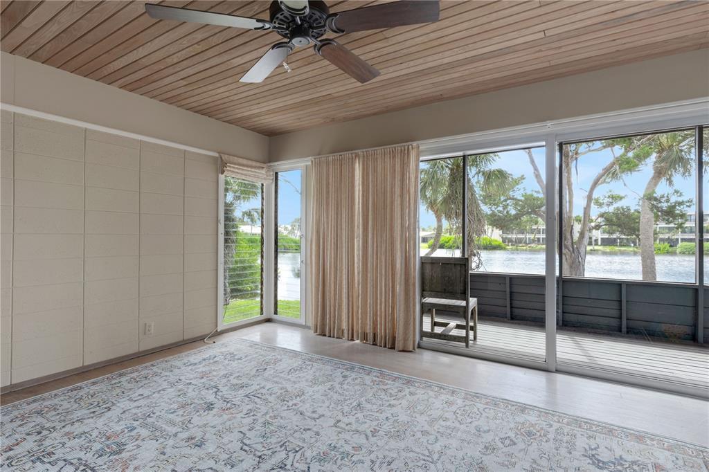 62 Sandy Hook Road South Sarasota, FL 34242 - Photo 21 of 66