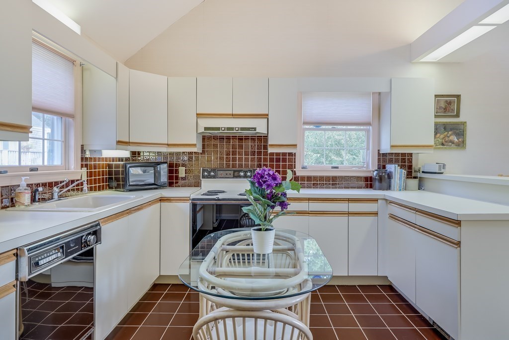 114 Tupper Road, Unit 1B Sandwich, MA 02563 - Photo 14 of 38 Gallery Image 14