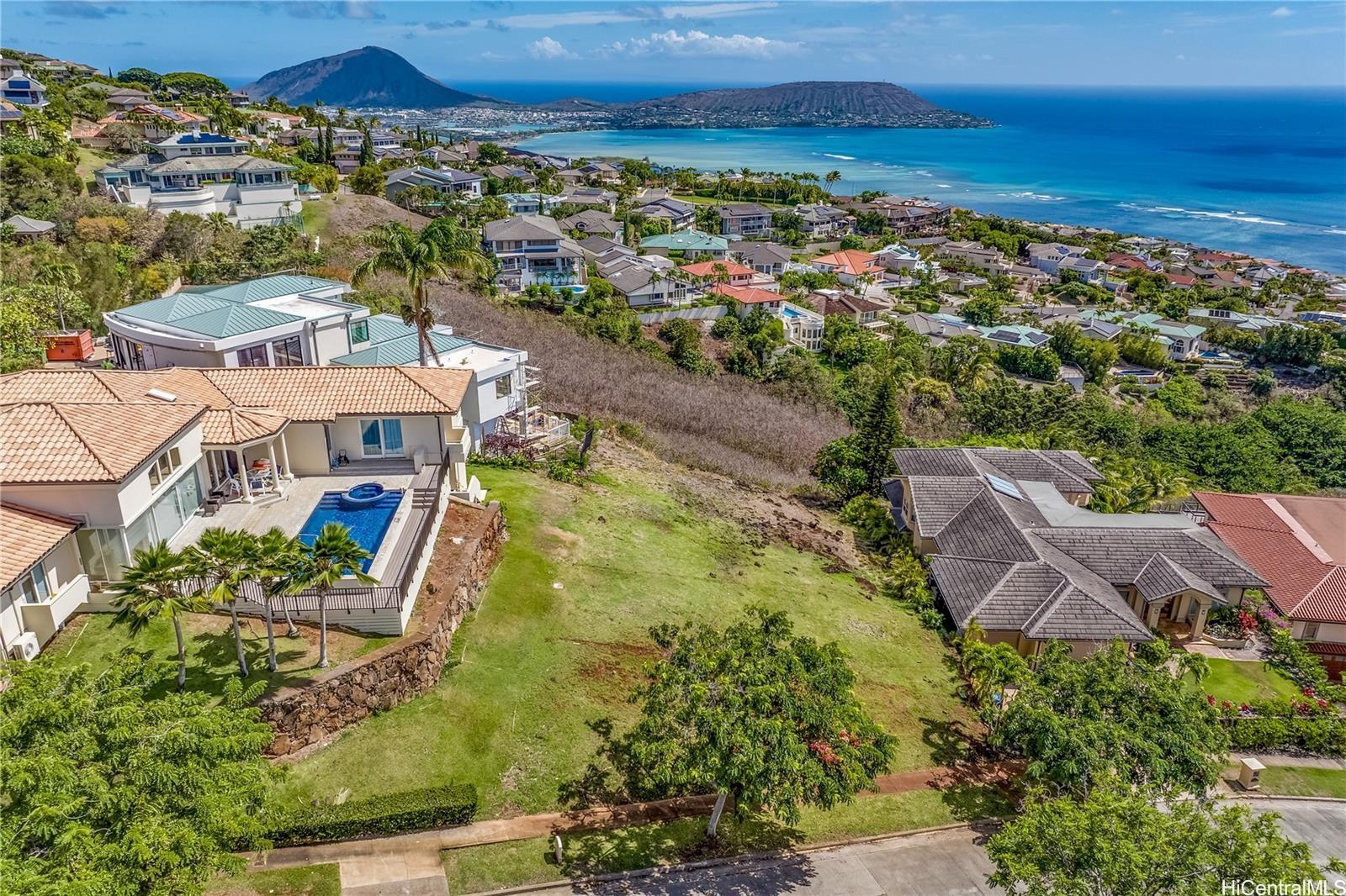 549 Moaniala Street Honolulu, HI 96821 - Photo 15 of 19