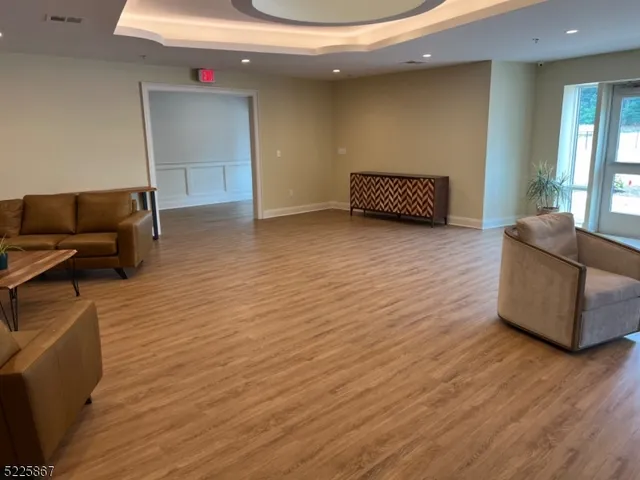 $5,150 | 501 South Avenue, Unit 216, Garwood, NJ 07027