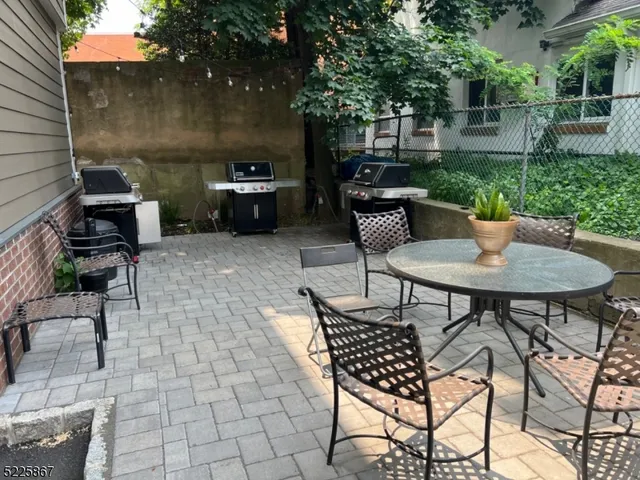 $5,150 | 501 South Avenue, Unit 216, Garwood, NJ 07027