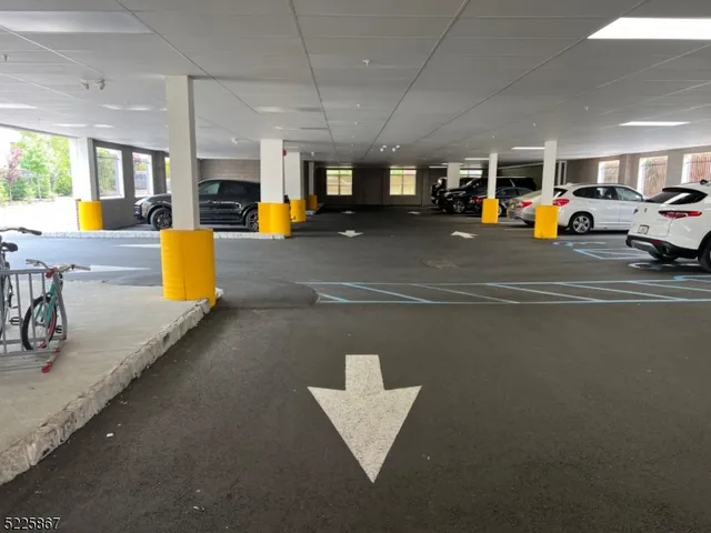 $5,150 | 501 South Avenue, Unit 216, Garwood, NJ 07027