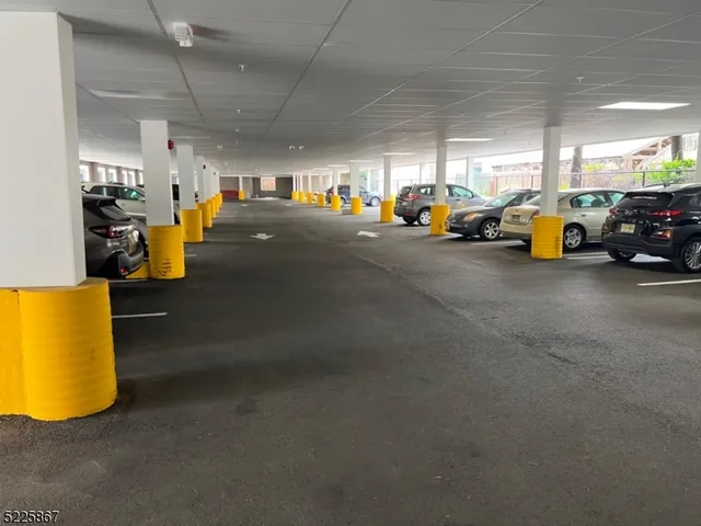 $5,150 | 501 South Avenue, Unit 216, Garwood, NJ 07027