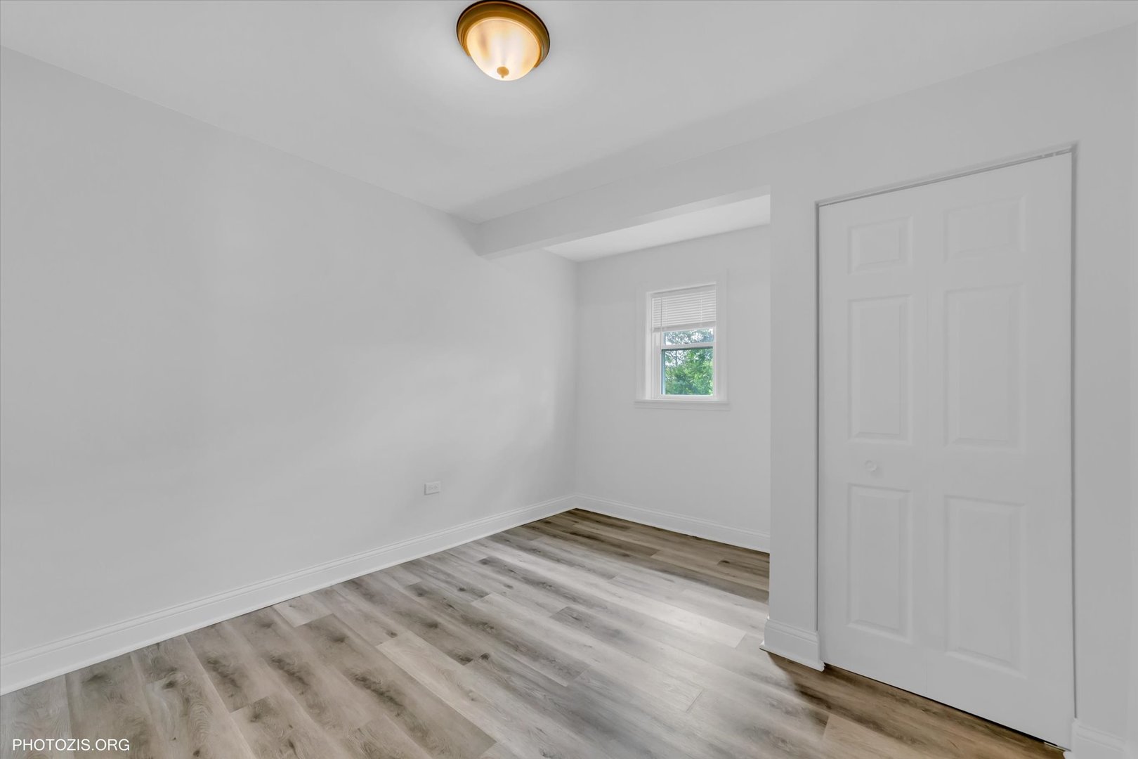 10002 South Torrence Avenue Chicago, IL 60617 - Photo 17 of 46