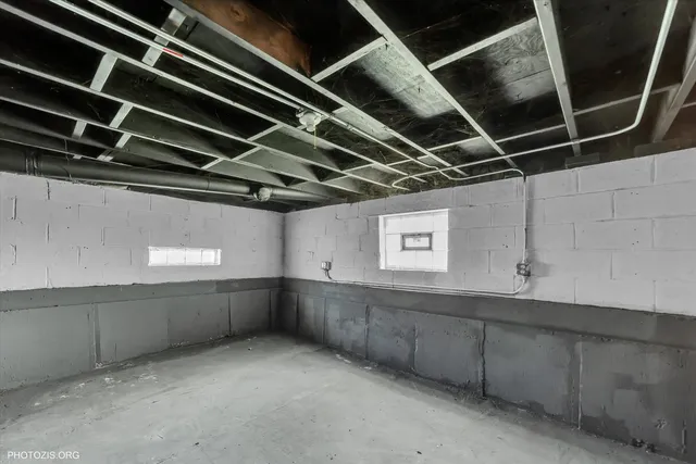 $255,000 | 10002 South Torrence Avenue, Chicago, IL 60617