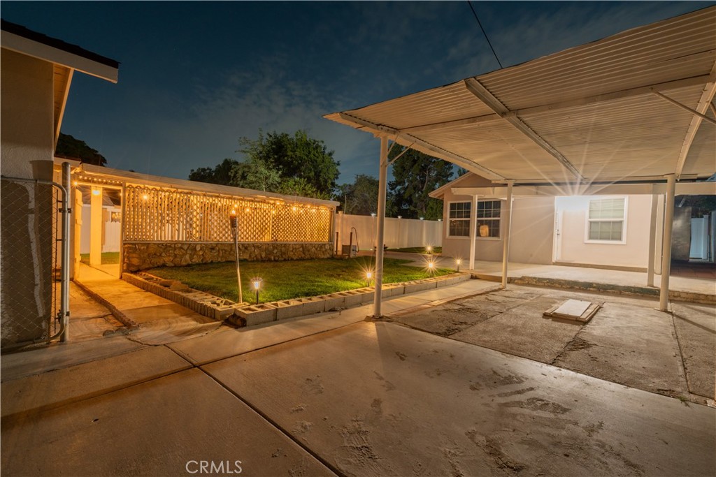 487 Jackson Street Colton, CA 92324 - Photo 23 of 47 Night time view