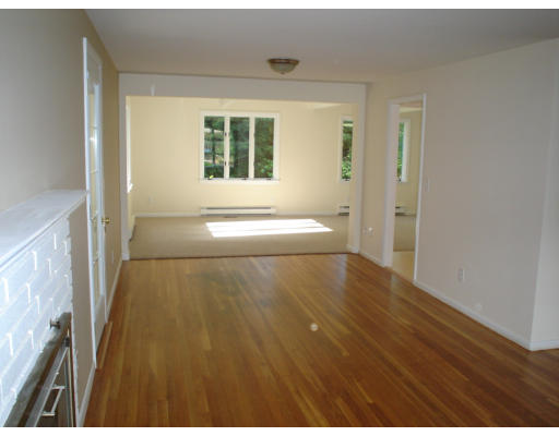 18 Hickory Road Sudbury, MA 01776 - Photo 11 of 20 Gallery Image 11