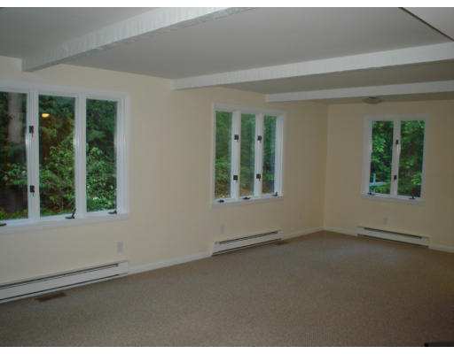 18 Hickory Road Sudbury, MA 01776 - Photo 12 of 20 Gallery Image 12