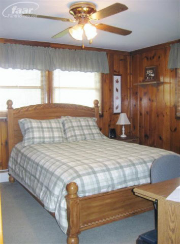 5012 Lahring Road Linden, MI 48451 - Photo 10 of 14 20229825-9.JPG