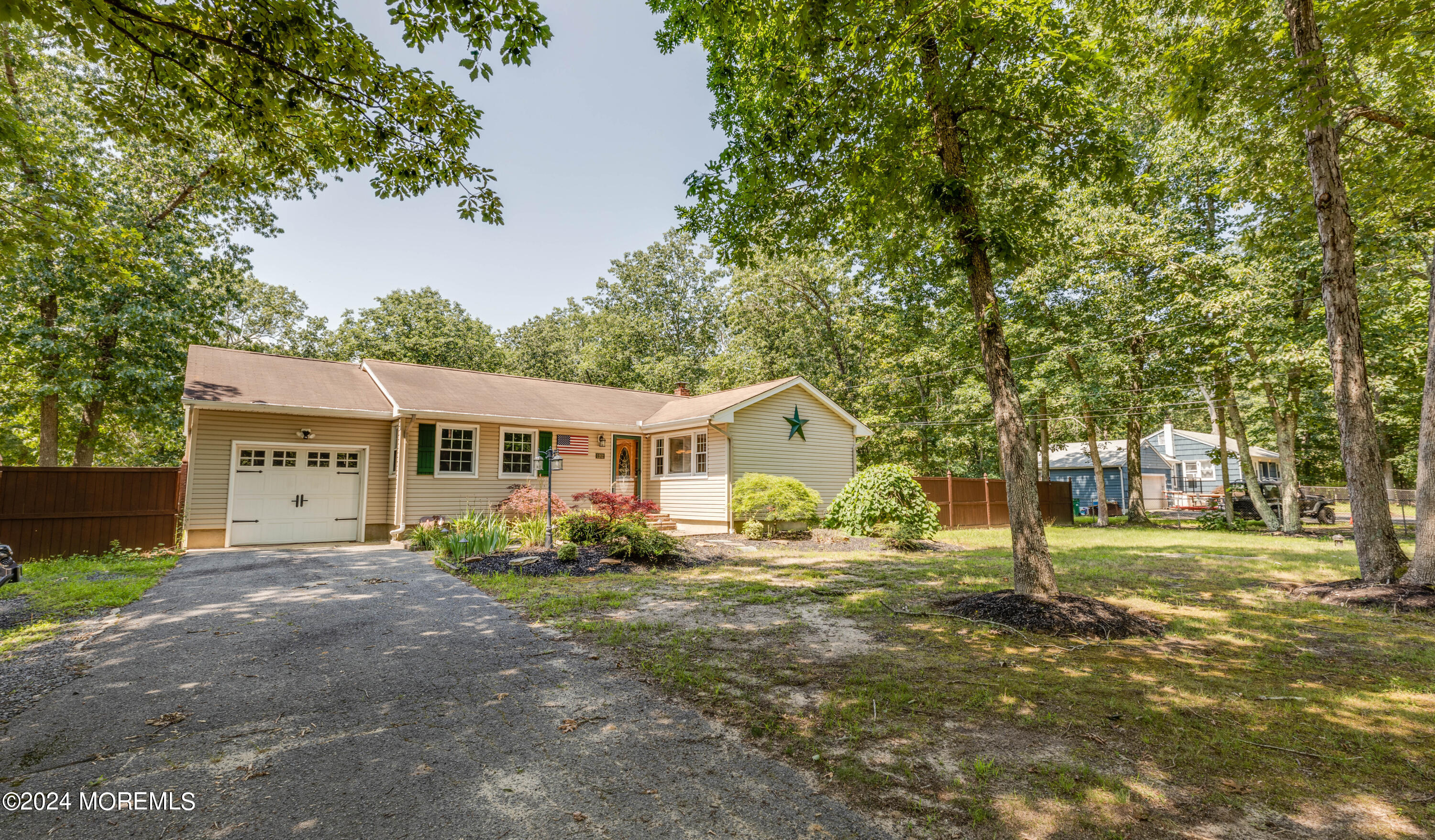 1202 Toms River Road Jackson, NJ 08527 - Photo 3 of 25 Front House