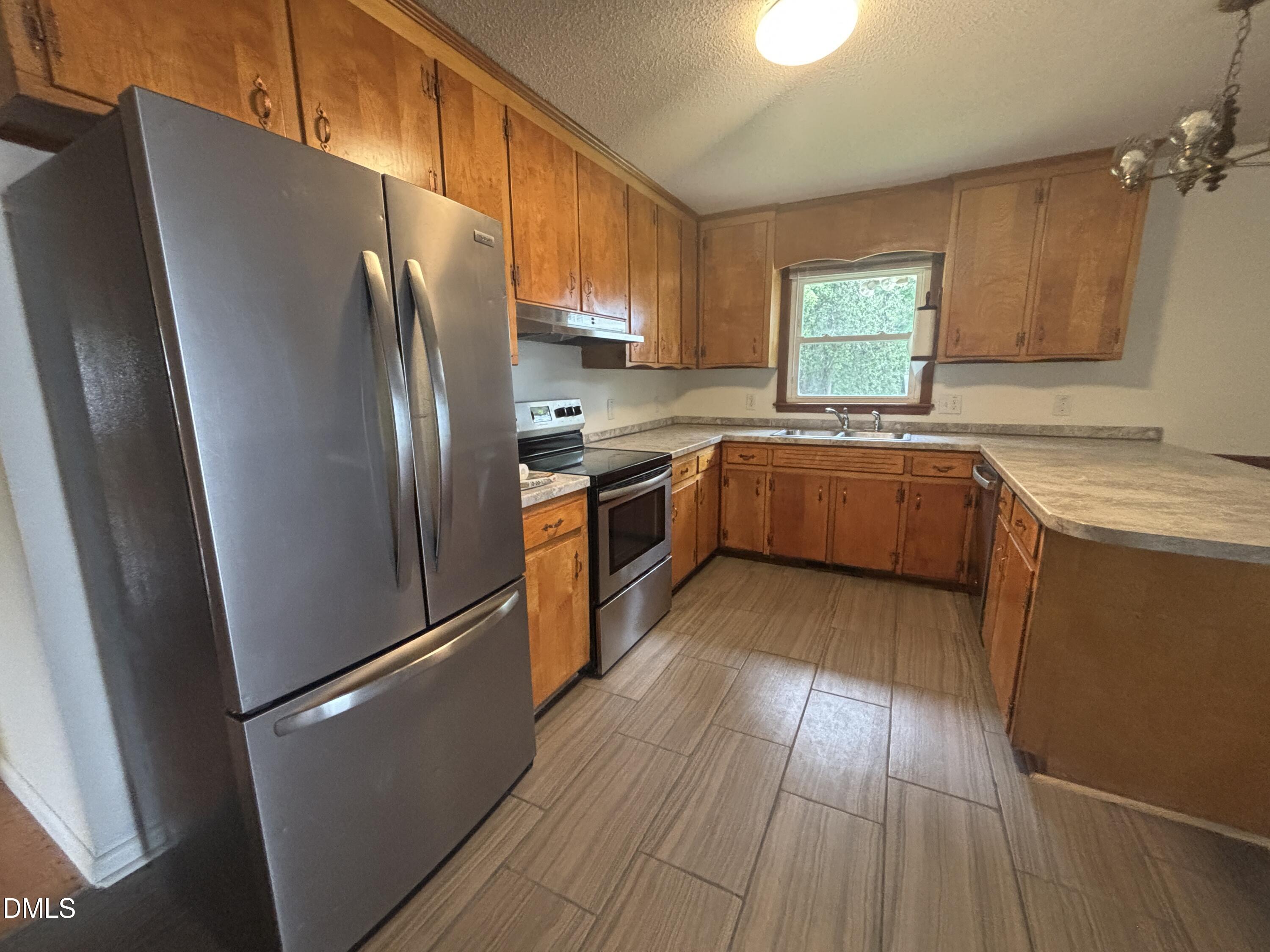 3609 Melrose Drive Raleigh, NC 27604 - Photo 16 of 51 20260623_185737603_iOS