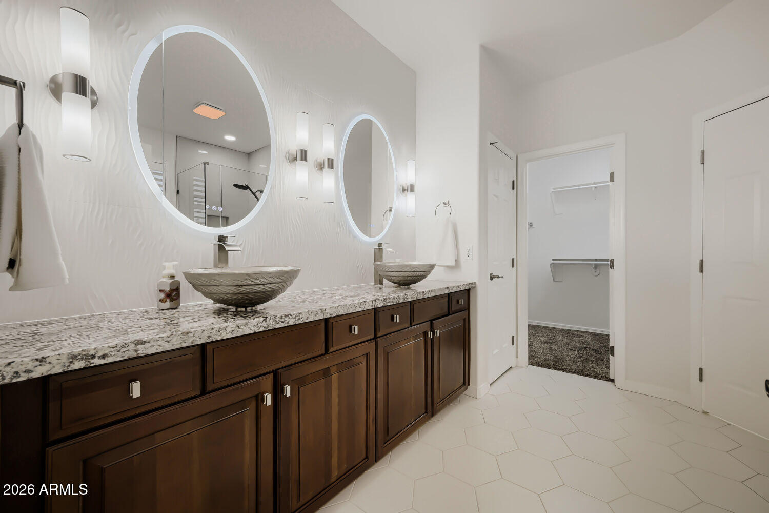 3108 East Ridgewood Lane Gilbert, AZ 85298 - Photo 13 of 27 Primary Bathroom