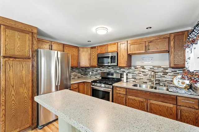 $170,000 | 125 Manor Court, Unit 125, Springfield, MA 01118