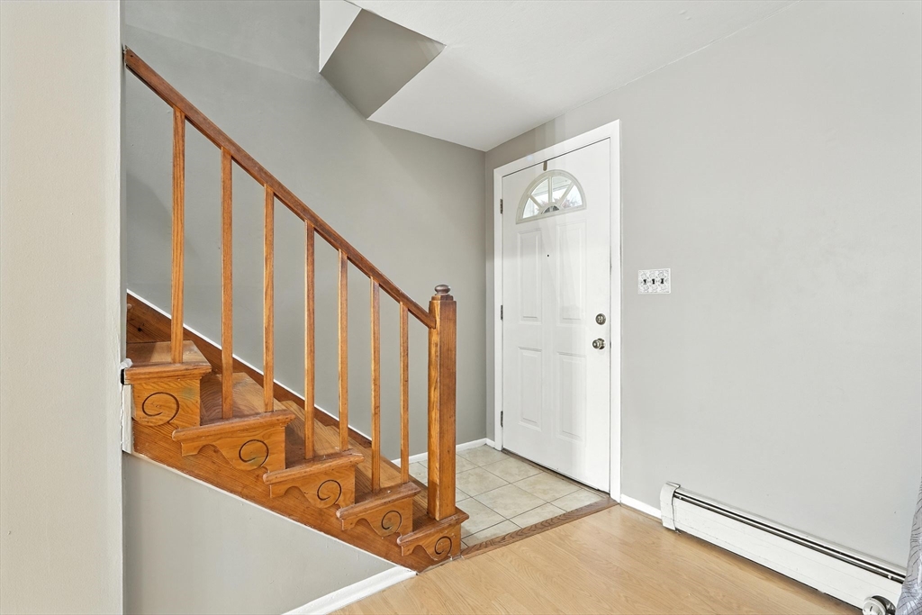 125 Manor Court, Unit 125 Springfield, MA 01118 - Photo 5 of 23