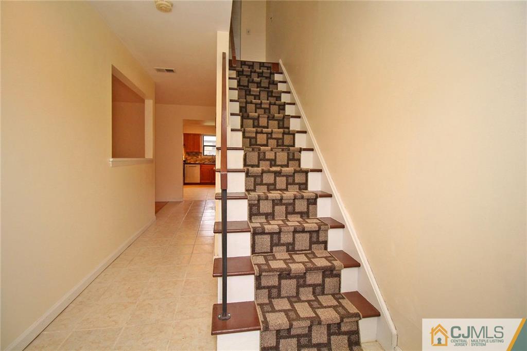 6106 Hana Road Edison, NJ 08817 - Photo 3 of 25