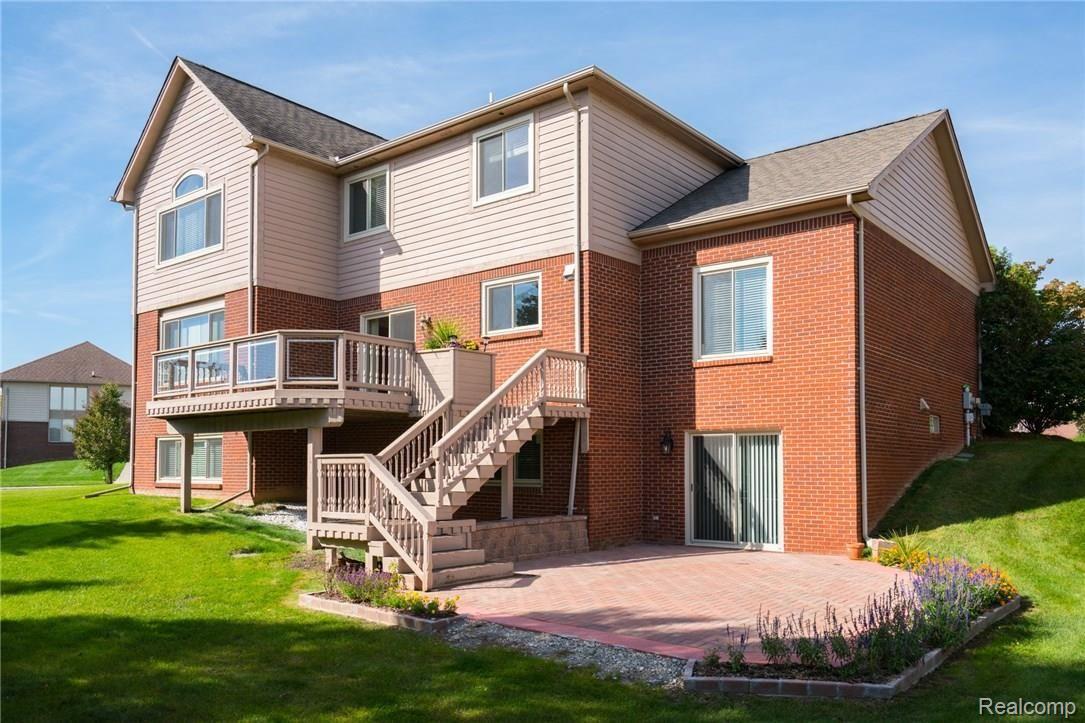 6602 Chatham Circle Rochester, MI 48306 - Photo 8 of 58 chatham-10.jpg