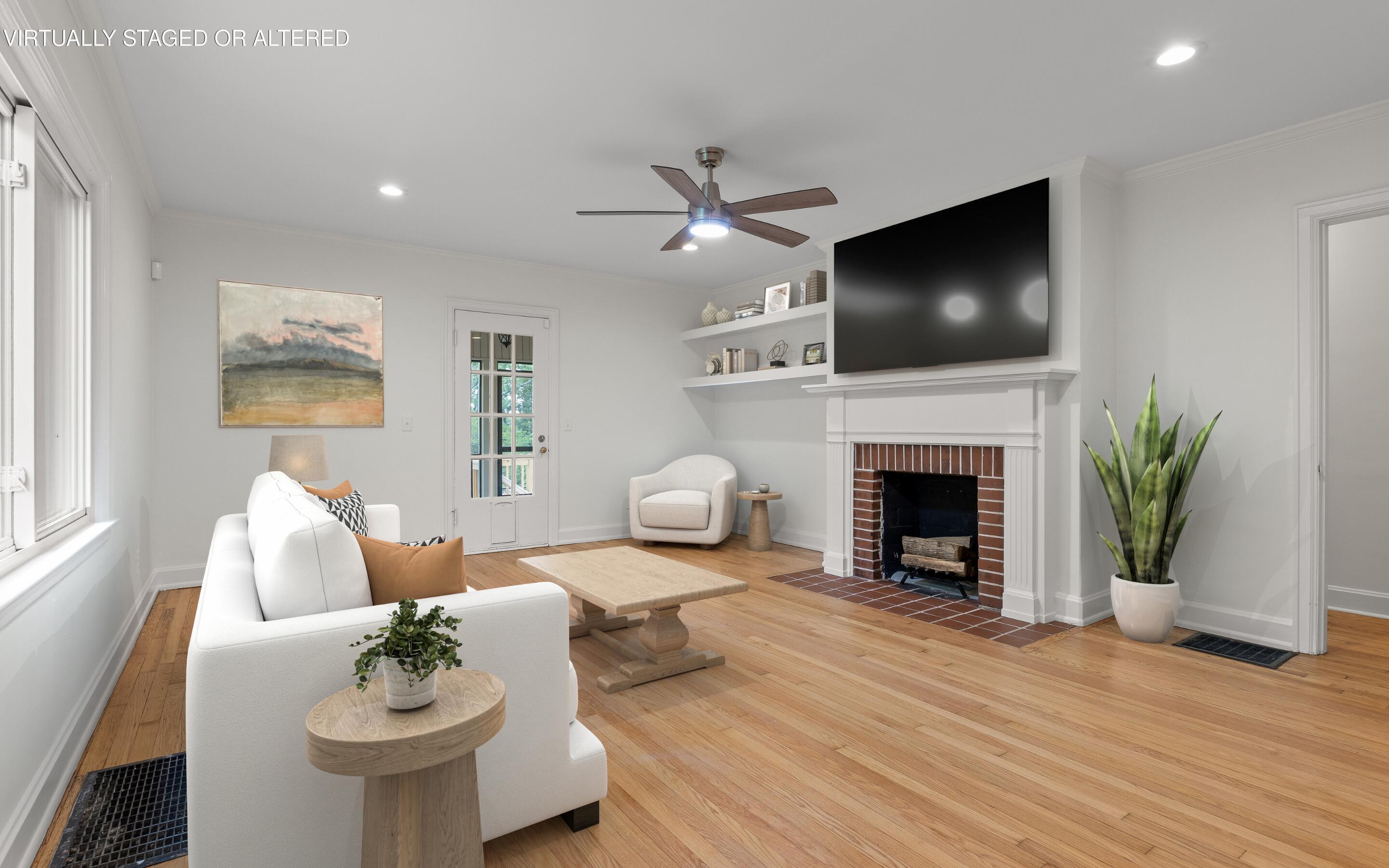 2821 Ozark Rd