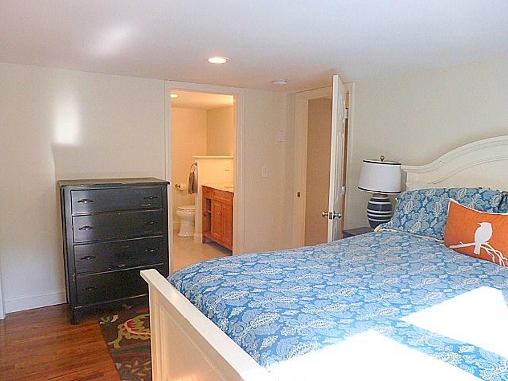 154 Sea Road Kennebunk, ME 04043 - Photo 13 of 28 Master bedroom
