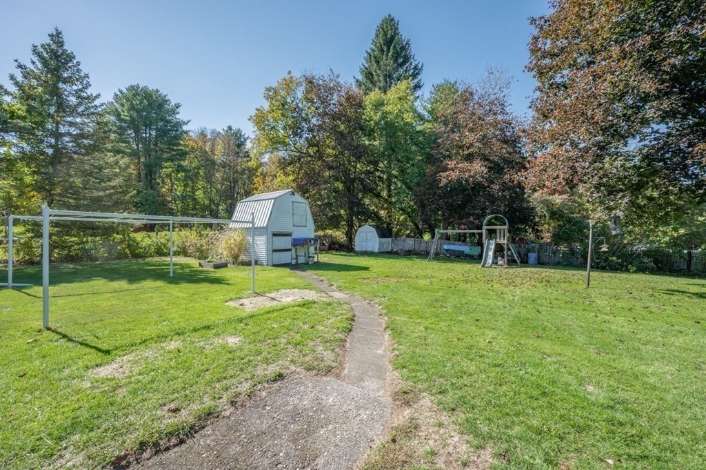 539 Cooper Road Northbridge, MA 01534 - Photo 31 of 35