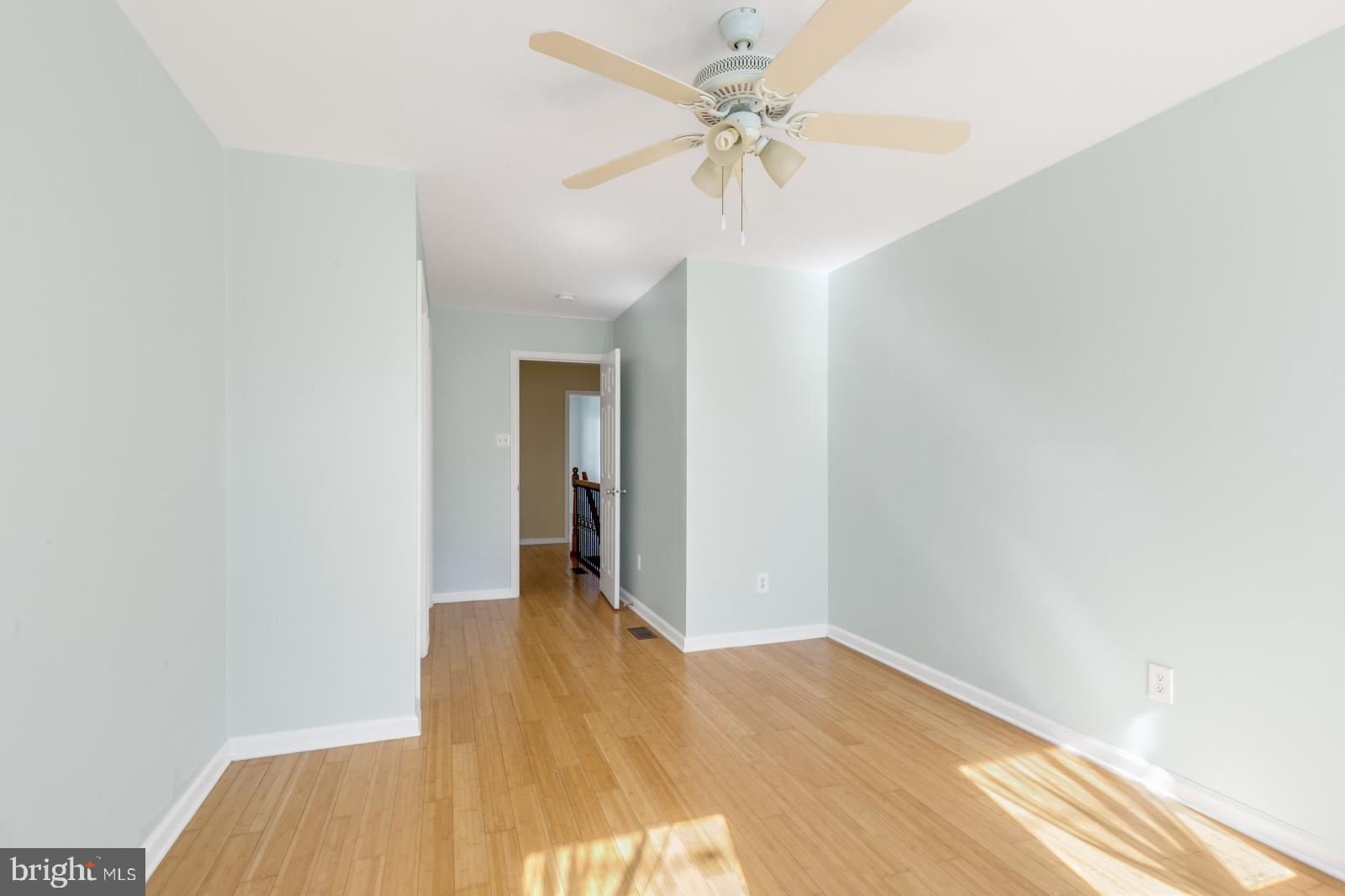 2476 Emerald Street Philadelphia, PA 19125 - Photo 26 of 29