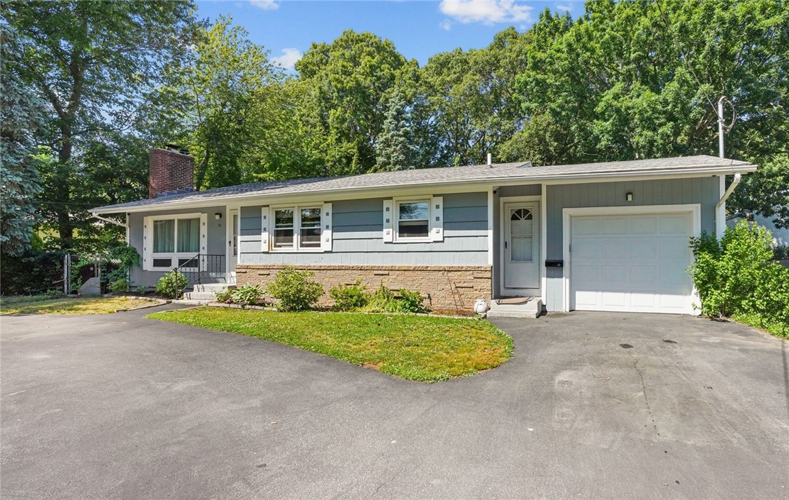 36 Mullen Road Warwick, RI 02888 - Photo 3 of 34