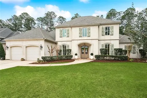 $890,000 | 440 Chateau Grimaldi, Mandeville, LA 70471