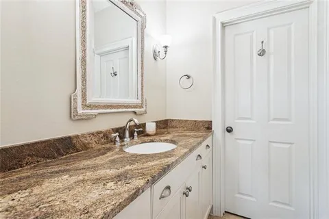 $890,000 | 440 Chateau Grimaldi, Mandeville, LA 70471