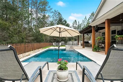 $890,000 | 440 Chateau Grimaldi, Mandeville, LA 70471