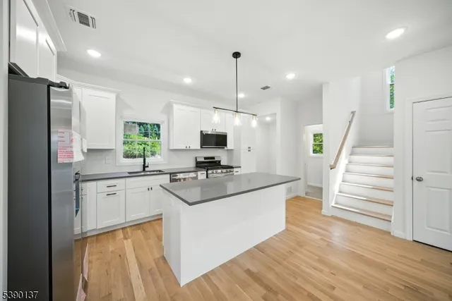 $525,000 | 32 Alpine Drive, Lake Hopatcong, NJ 07849